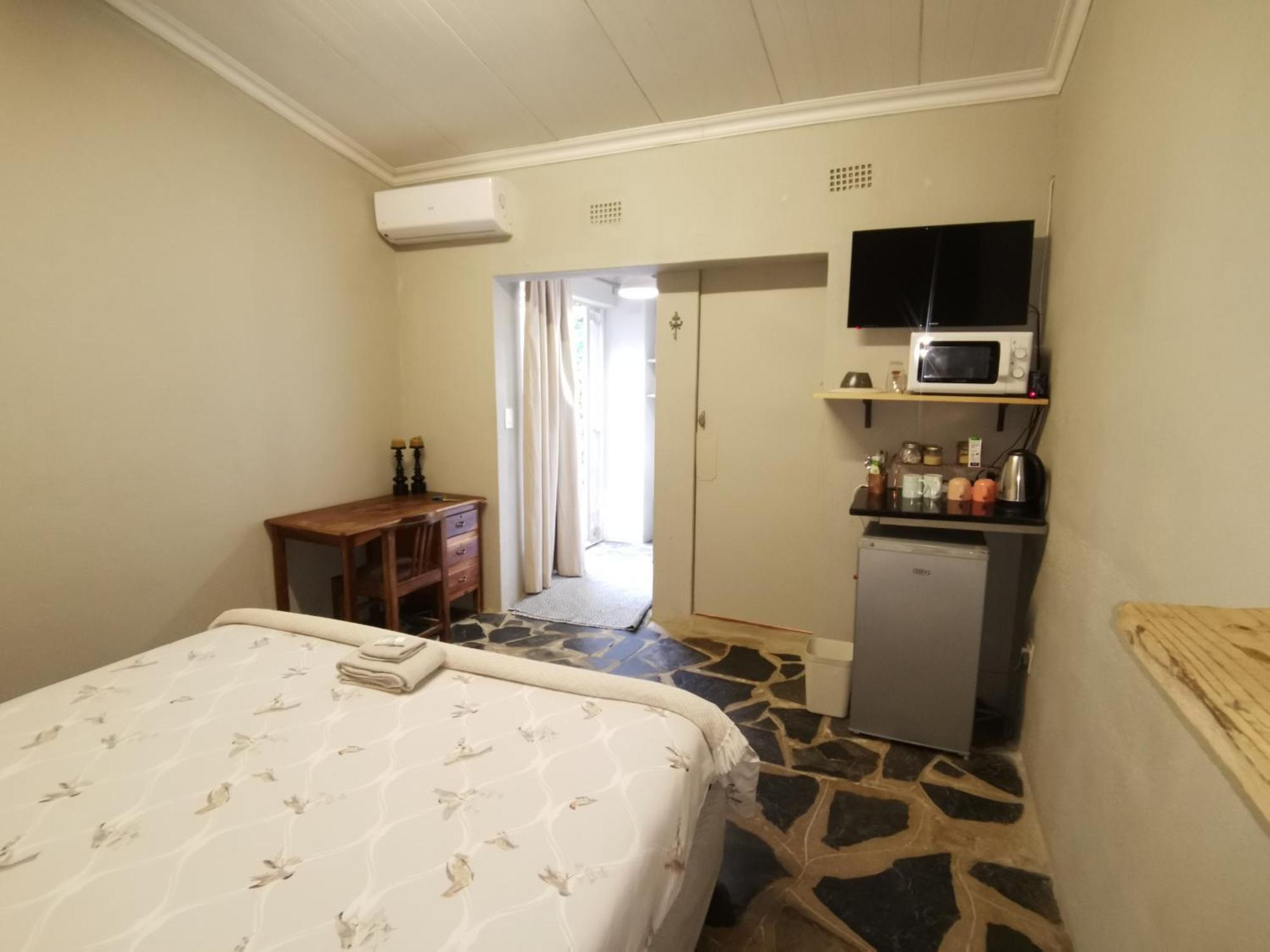 Macnut Bed And Breakfast Mbombela Oda fotoğraf